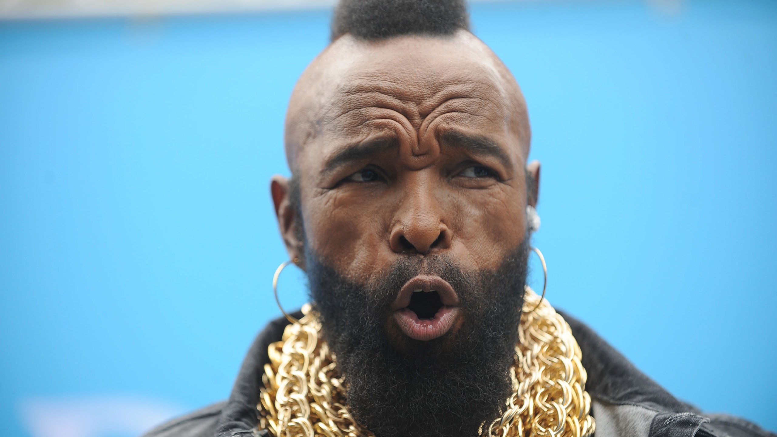 Mr. T And Nik Wallenda Celebrate National Amazing Month_695345