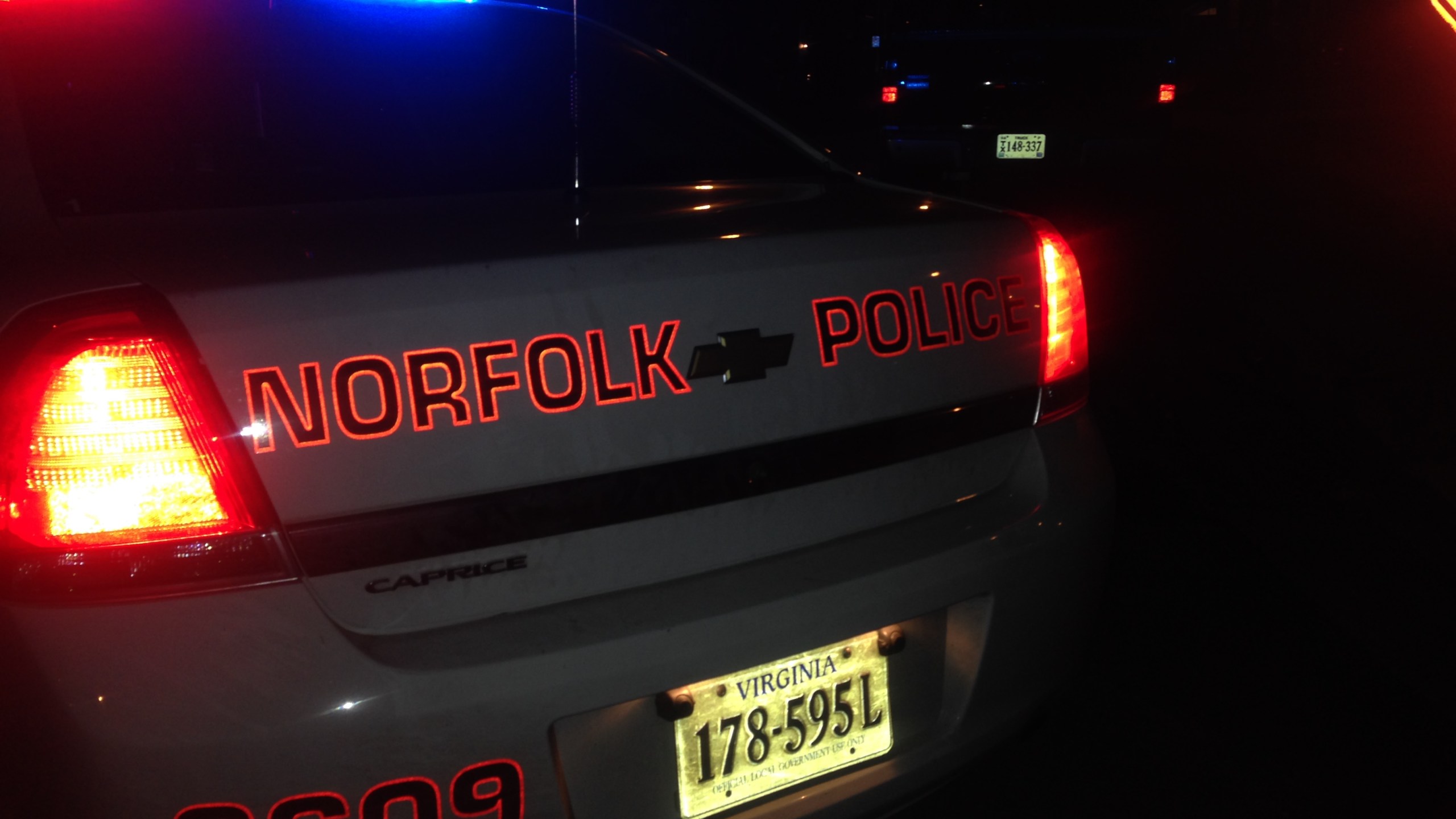 norfolk-police-generic-at-night_526039