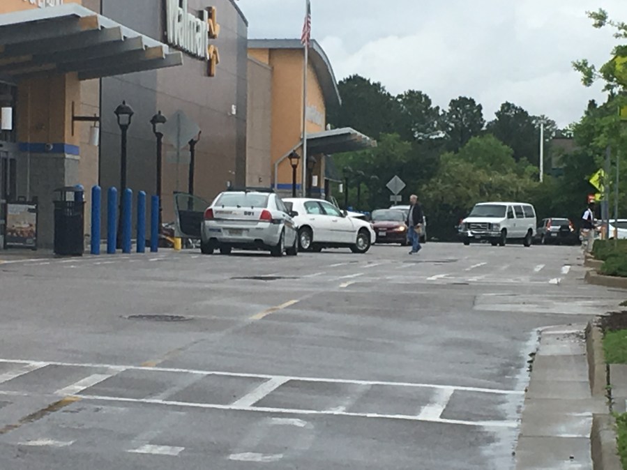VBWalmart_1526580482296.jpg