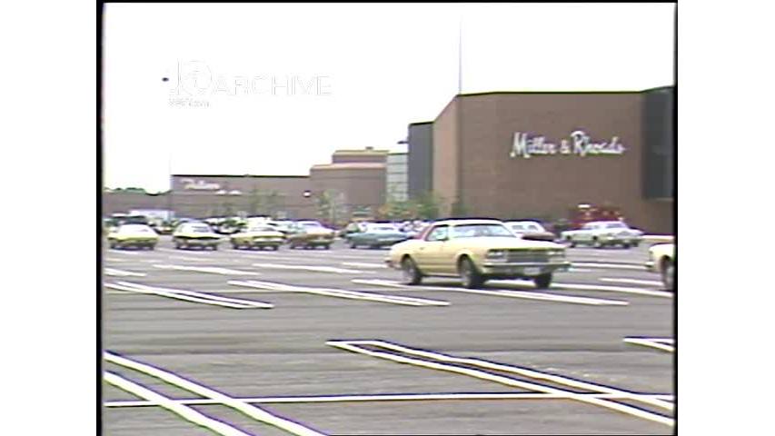 WAVY Archive: 1981 Military Circle Mall - Lynnhaven Mall - Greenbrier Mall