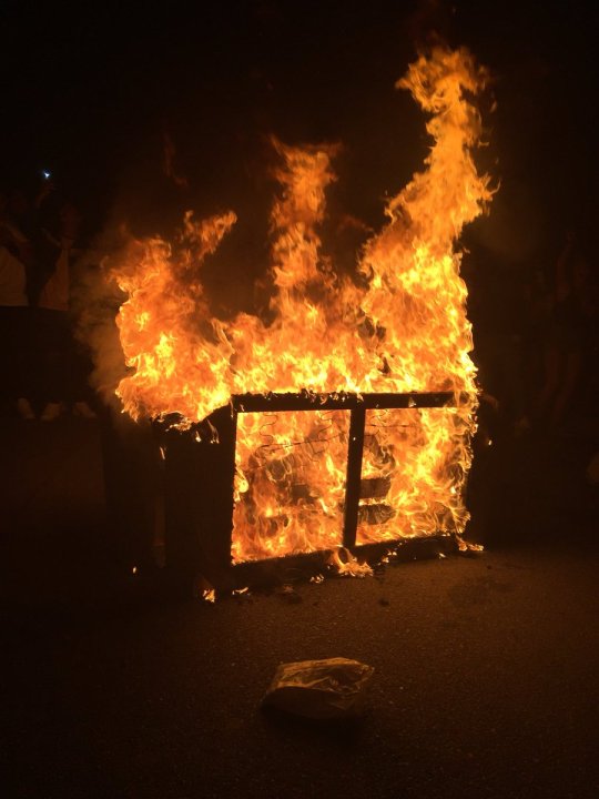 couch fire antny rome_1537815042344.jpg.jpg