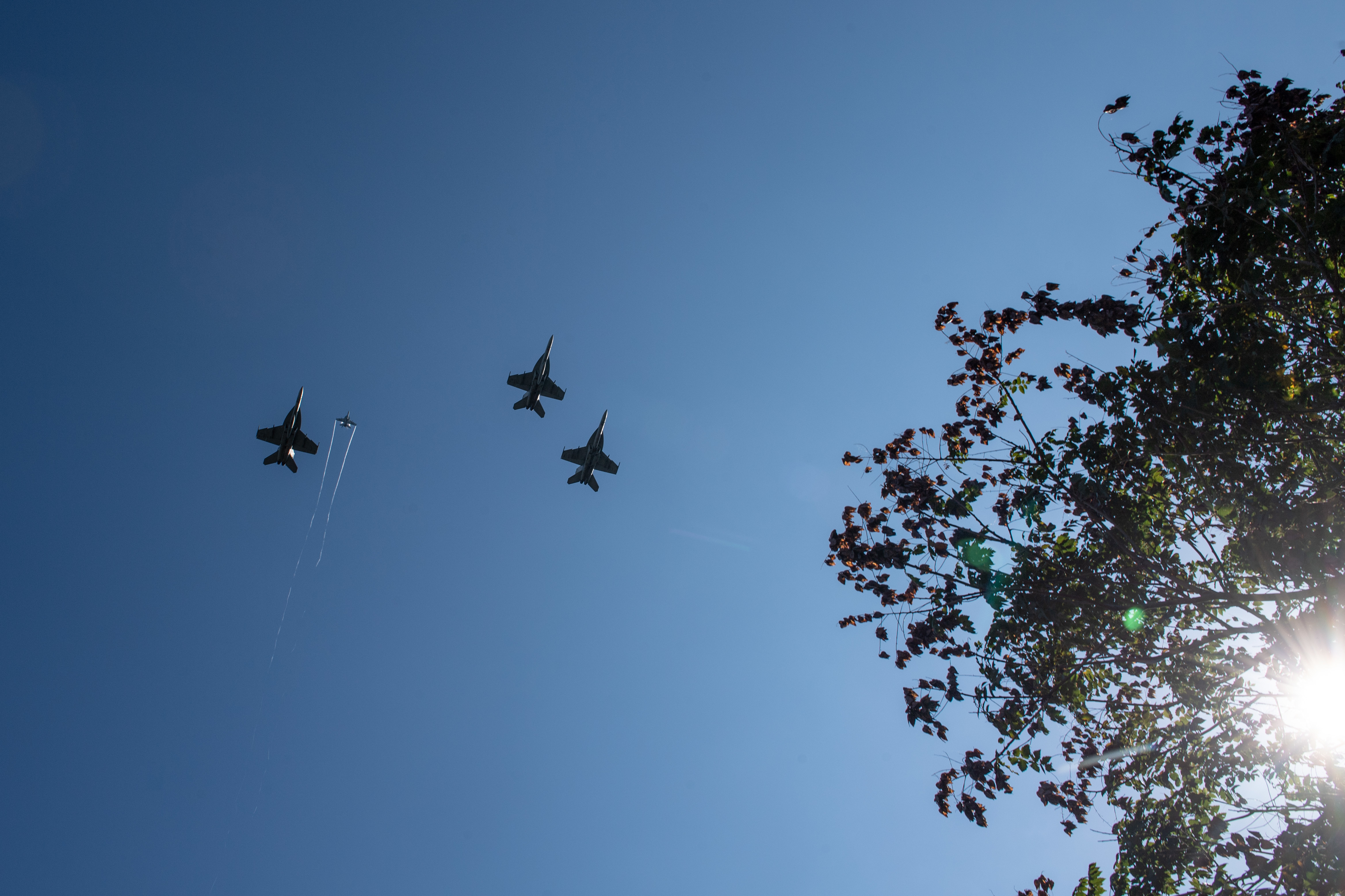 John McCain Missing Man Flyover_1543928176666