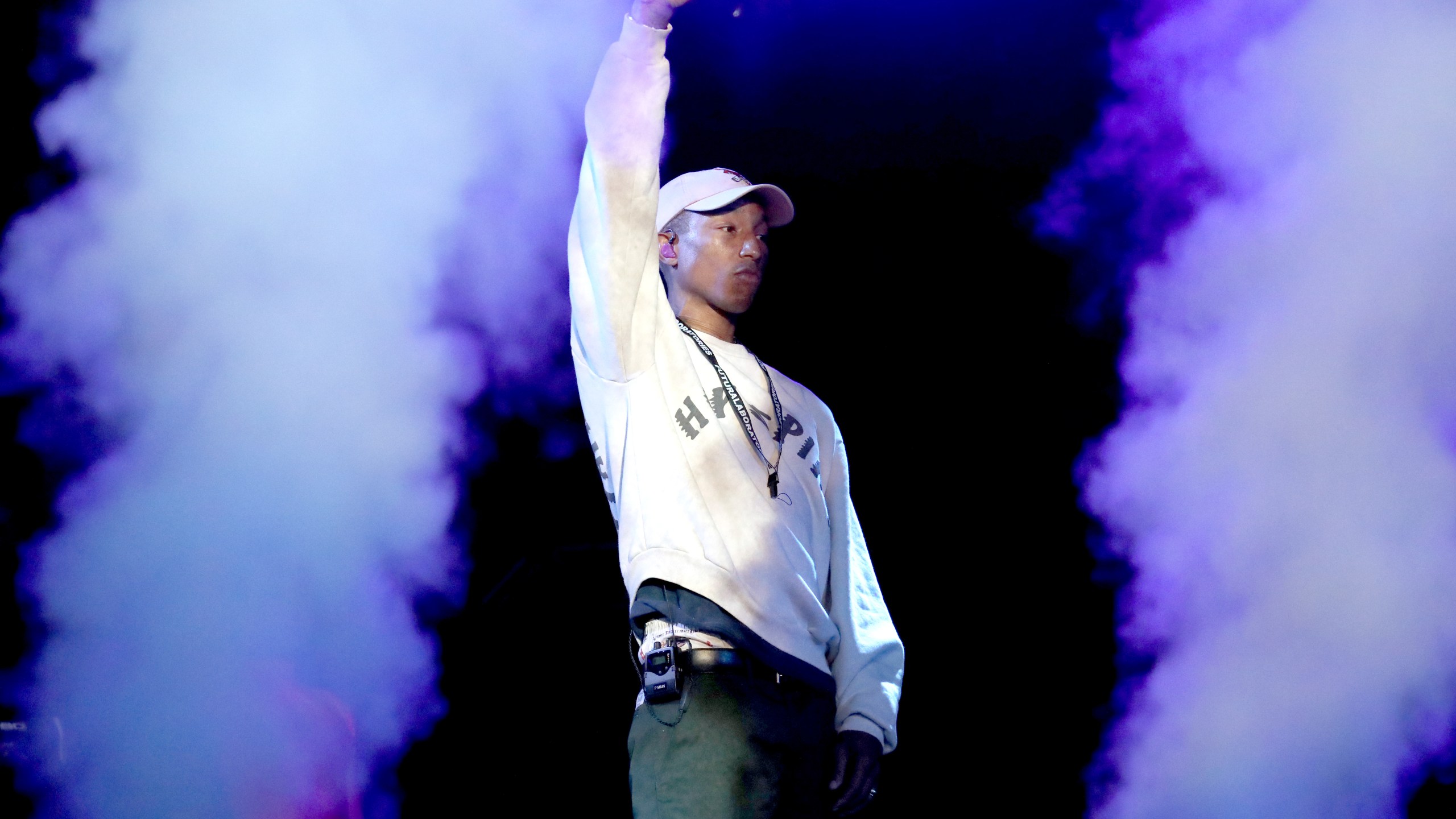 SITW PHARRELL PERFORMS DAY 2