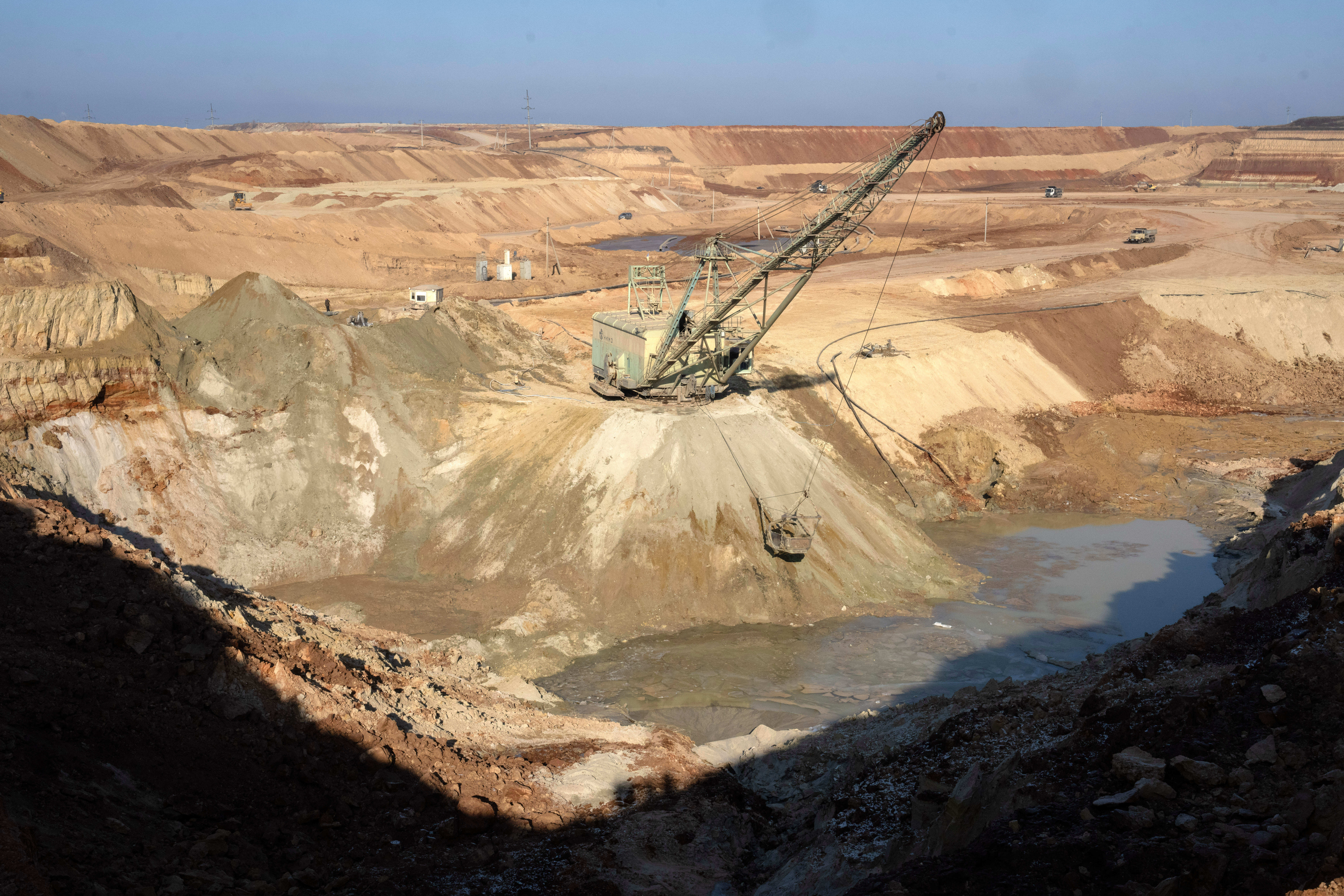 FILE - An ilmenite open pit mine is seen in a canyon in the central region of Kirovohrad, Ukraine, Feb. 12, 2025. (AP Photo/Efrem Lukatsky, File)
