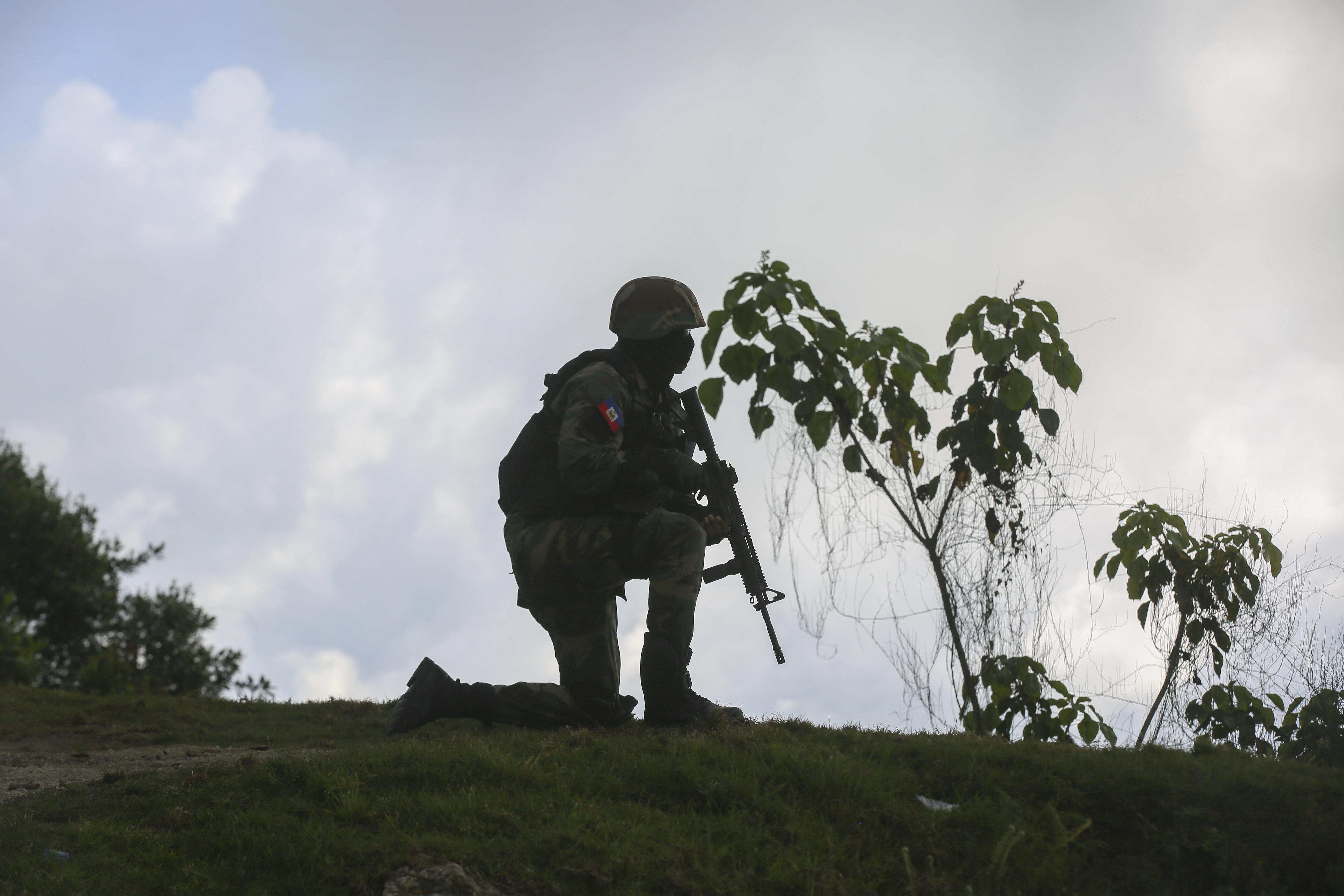 FILE - A soldier carries out an anti-gang operation in the Kenscoff neighborhood of Port-au-Prince, Haiti, Feb. 3, 2025. (AP Photo/Odelyn Joseph, File)