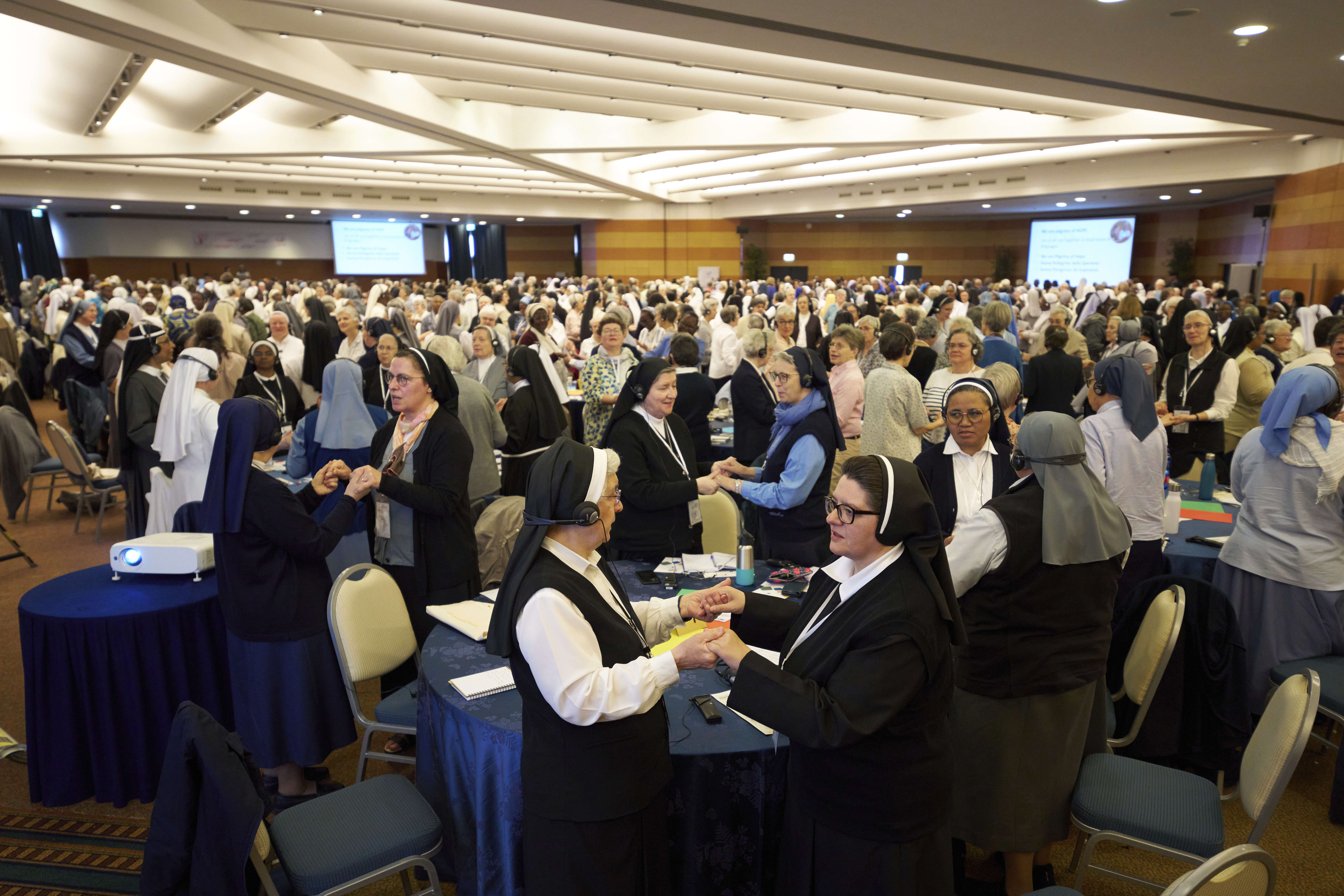 Nuns pray during a congress of nearly 900 superiors of the world's female religious orders in Rome, Monday, May 5, 2025. (AP Photo/Alessandra Tarantino)
