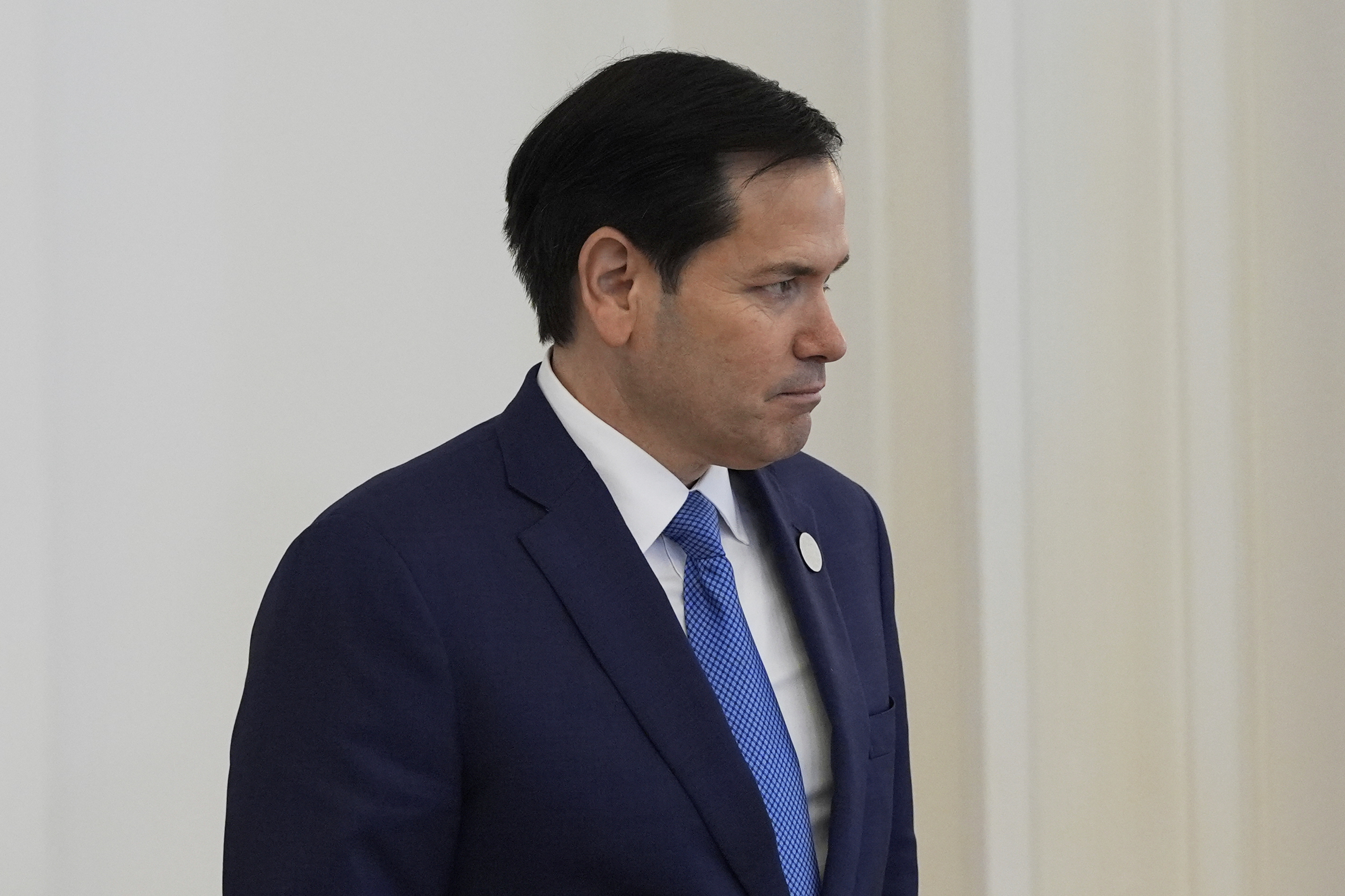 Secretary of State Marco Rubio departs a lunch between President Donald Trump and Qatar's Emir Sheikh Tamim bin Hamad Al Thani at the Amiri Diwan in Doha, Qatar, Wednesday, May 14, 2025. (AP Photo/Alex Brandon)