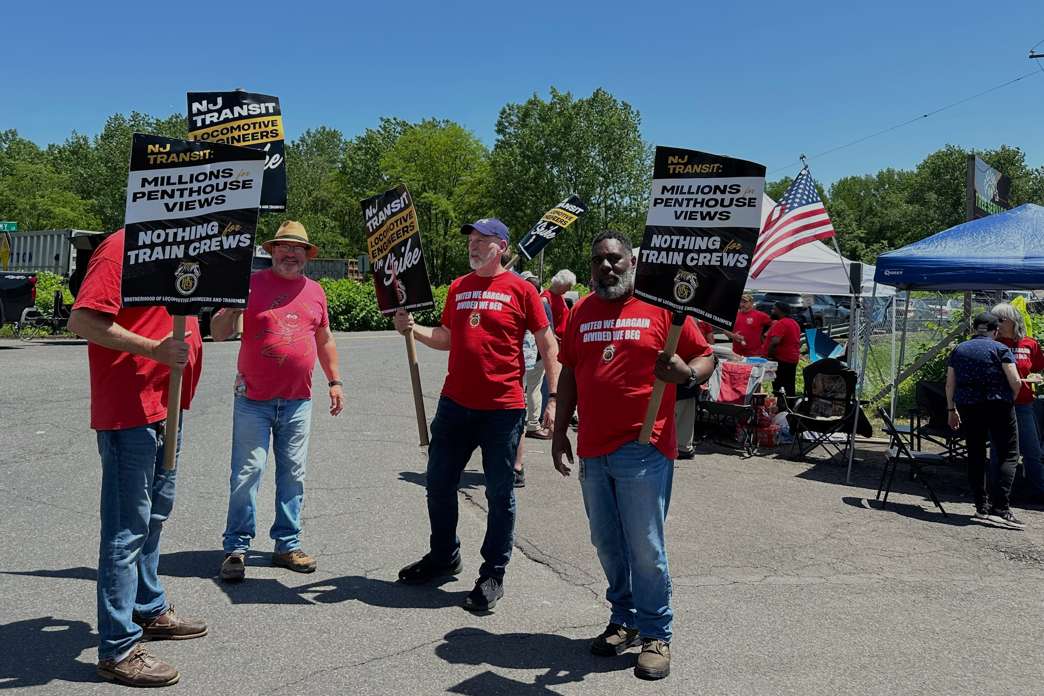 /// Members of the New Jersey Transit locomotive engineers union striking picket outside a rail yard in Morrisville, Pa., on May 17, 2025. (AP photo/Mike Catalini)