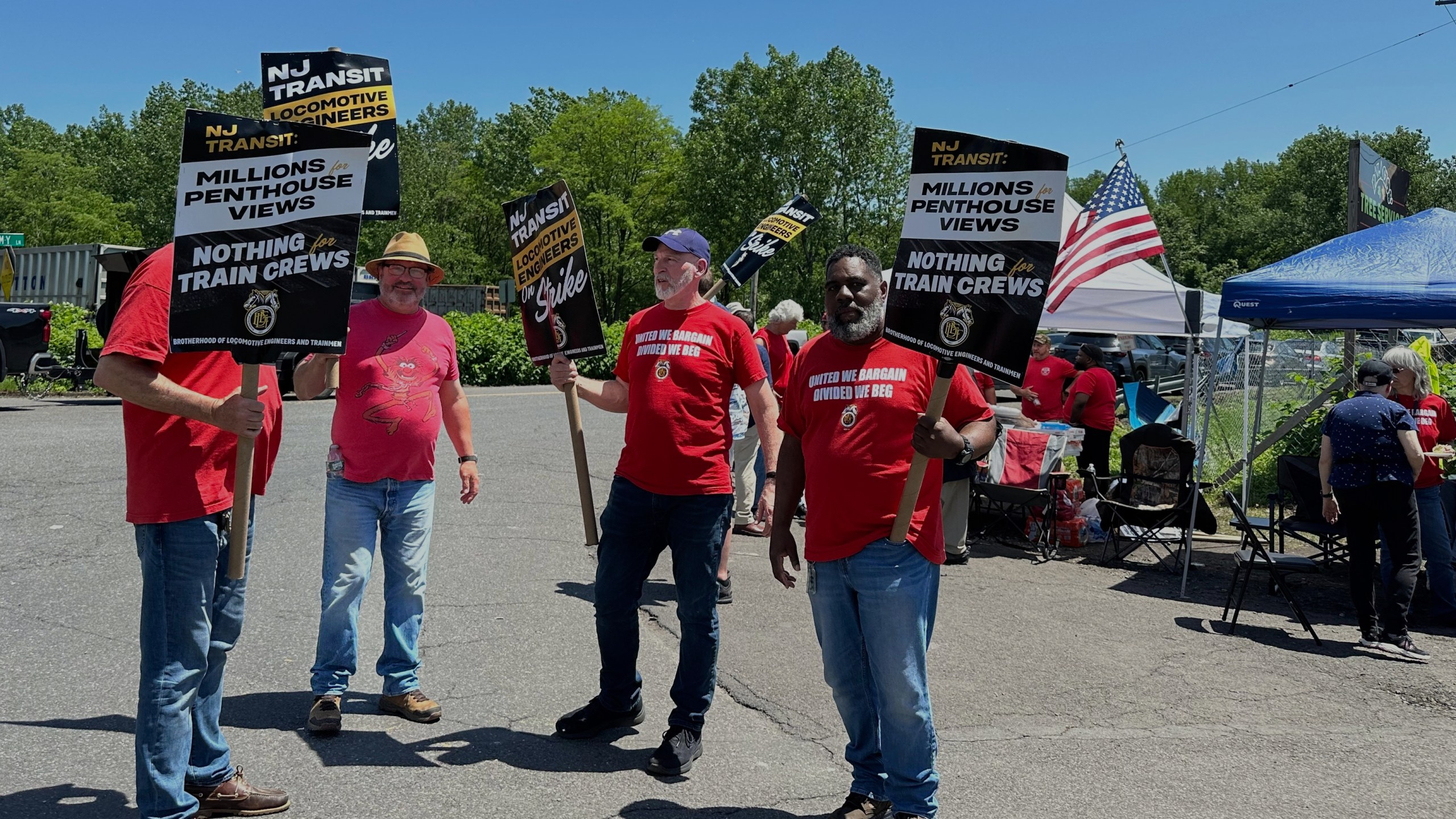 /// Members of the New Jersey Transit locomotive engineers union striking picket outside a rail yard in Morrisville, Pa., on May 17, 2025. (AP photo/Mike Catalini)