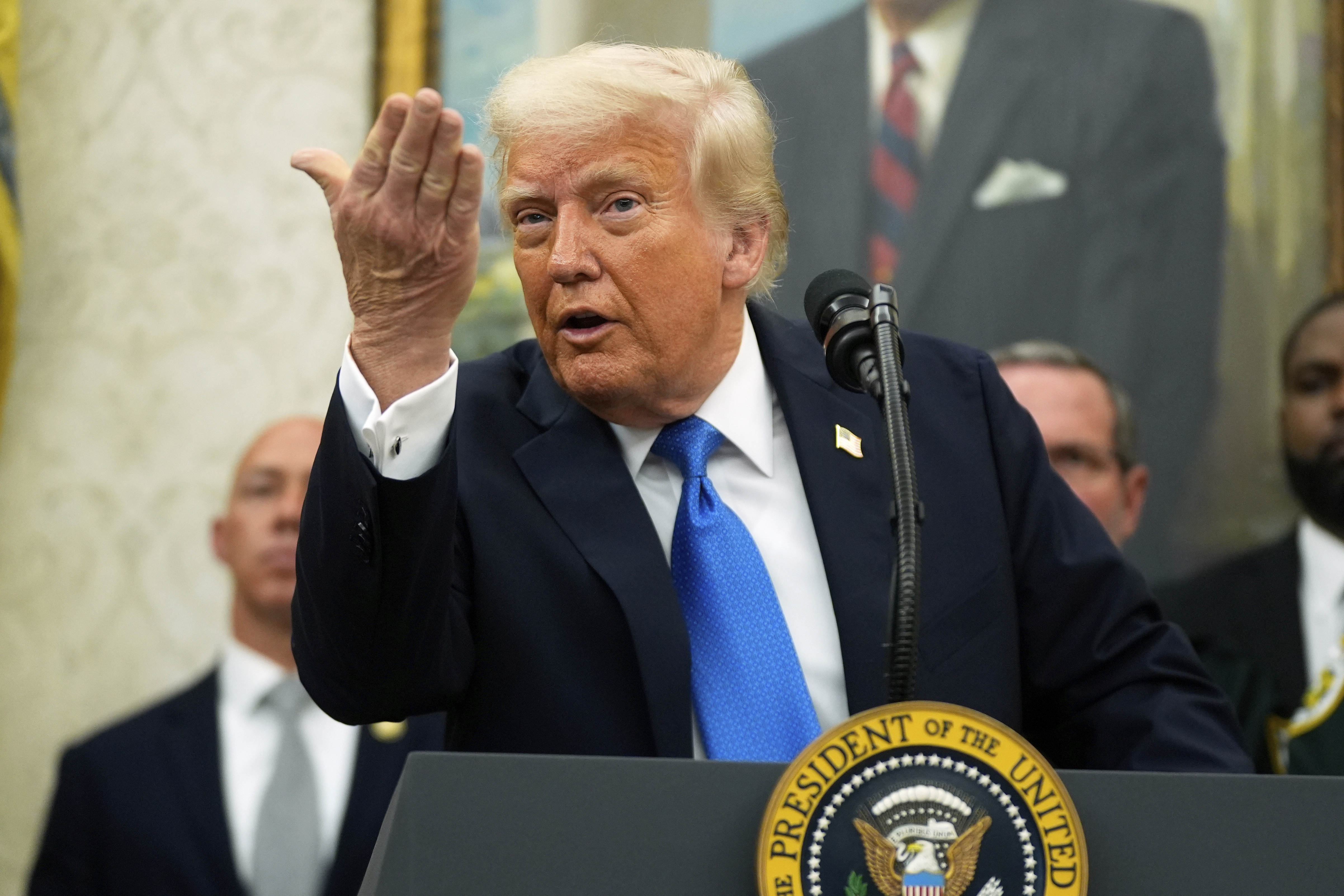 President Donald Trump speaks during an event to present law enforcement officers with an award in the Oval Office at the White House, Monday, May 19, 2025. (AP Photo/Manuel Balce Ceneta)