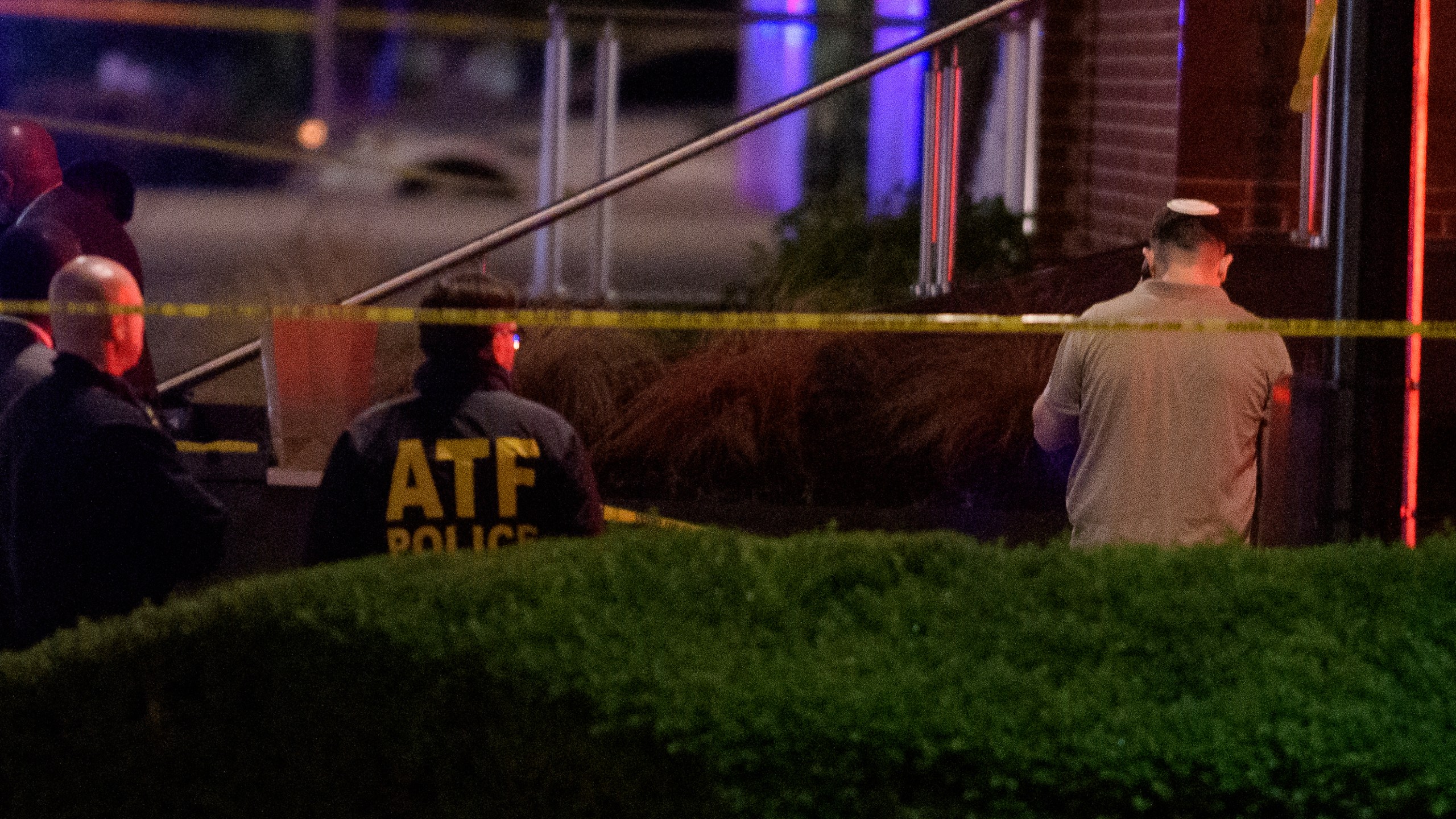 Law enforcement work the scene after two staff members of the Israeli Embassy in Washington were shot and killed outside the Capital Jewish Museum, Thursday, May 22, 2025, in Washington.. (AP Photo/Rod Lamkey, Jr.)