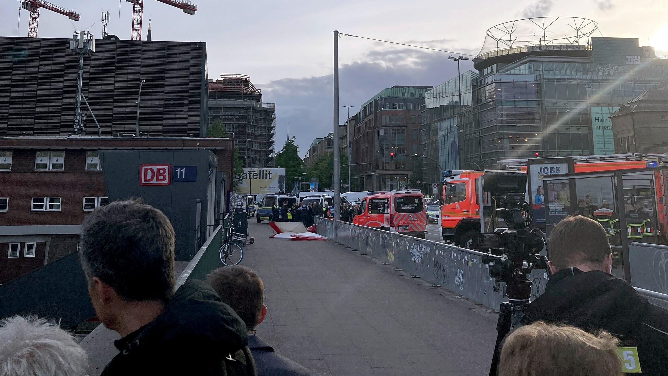 Emergency services at the scene of a stabbing at Hamburg Central Station in Hamburg, Germany, Friday, May 23, 2025. (Lukas Mueller/dpa via AP)
