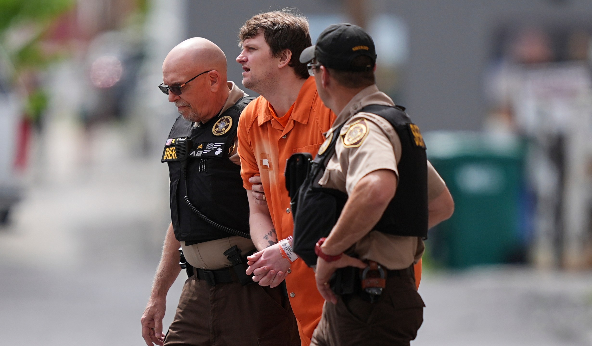 Sexual assault suspect Ian Cleary departs from the Adams County Court House in Gettysburg, Pa., Thursday, May 29, 2025. (AP Photo/Matt Rourke)
