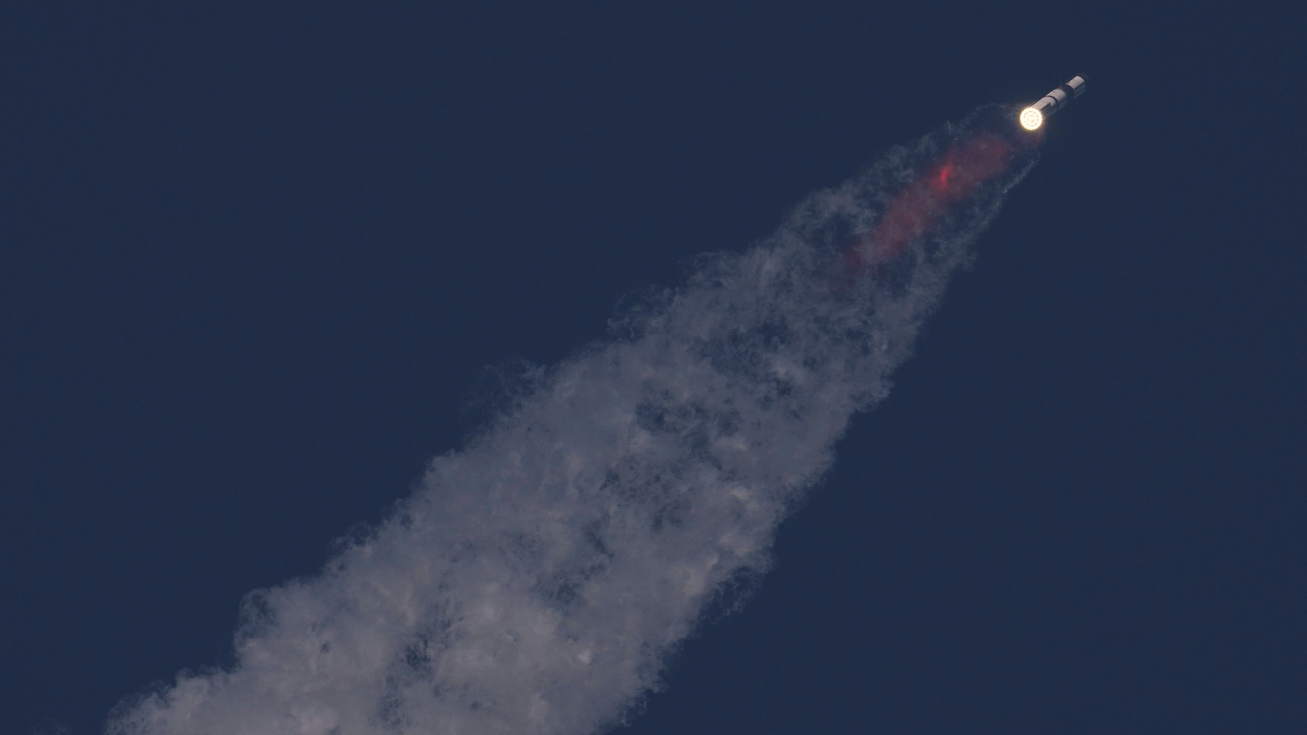 SpaceX's mega rocket Starship makes a test flight from Starbase, Texas, Tuesday, May 27, 2025. (AP Photo/Eric Gay)