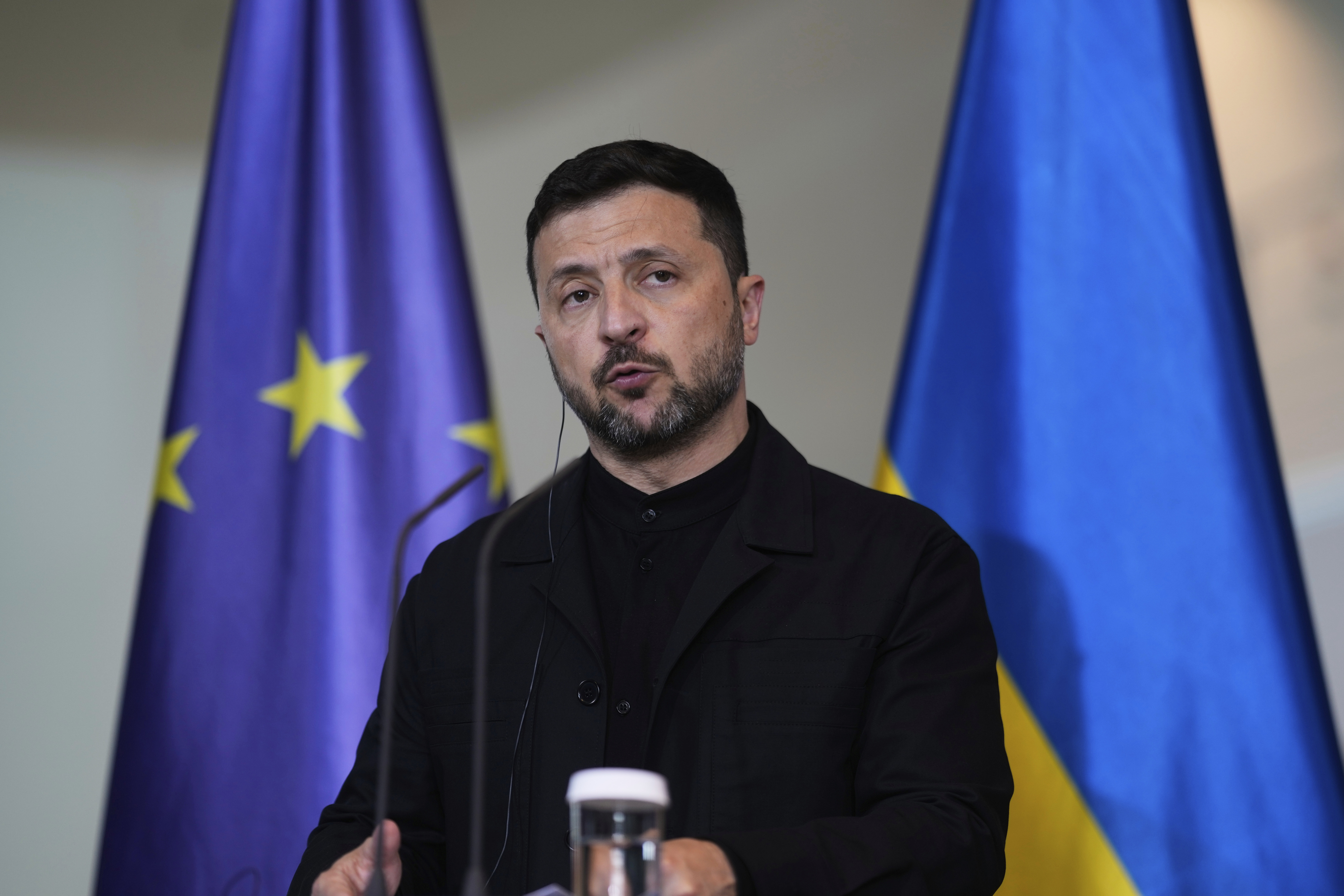 Ukraine's President Volodymyr Zelenskyy attends a news conference at the chancellery in Berlin, Germany, Wednesday, May 28, 2025.(AP Photo/Markus Schreiber)