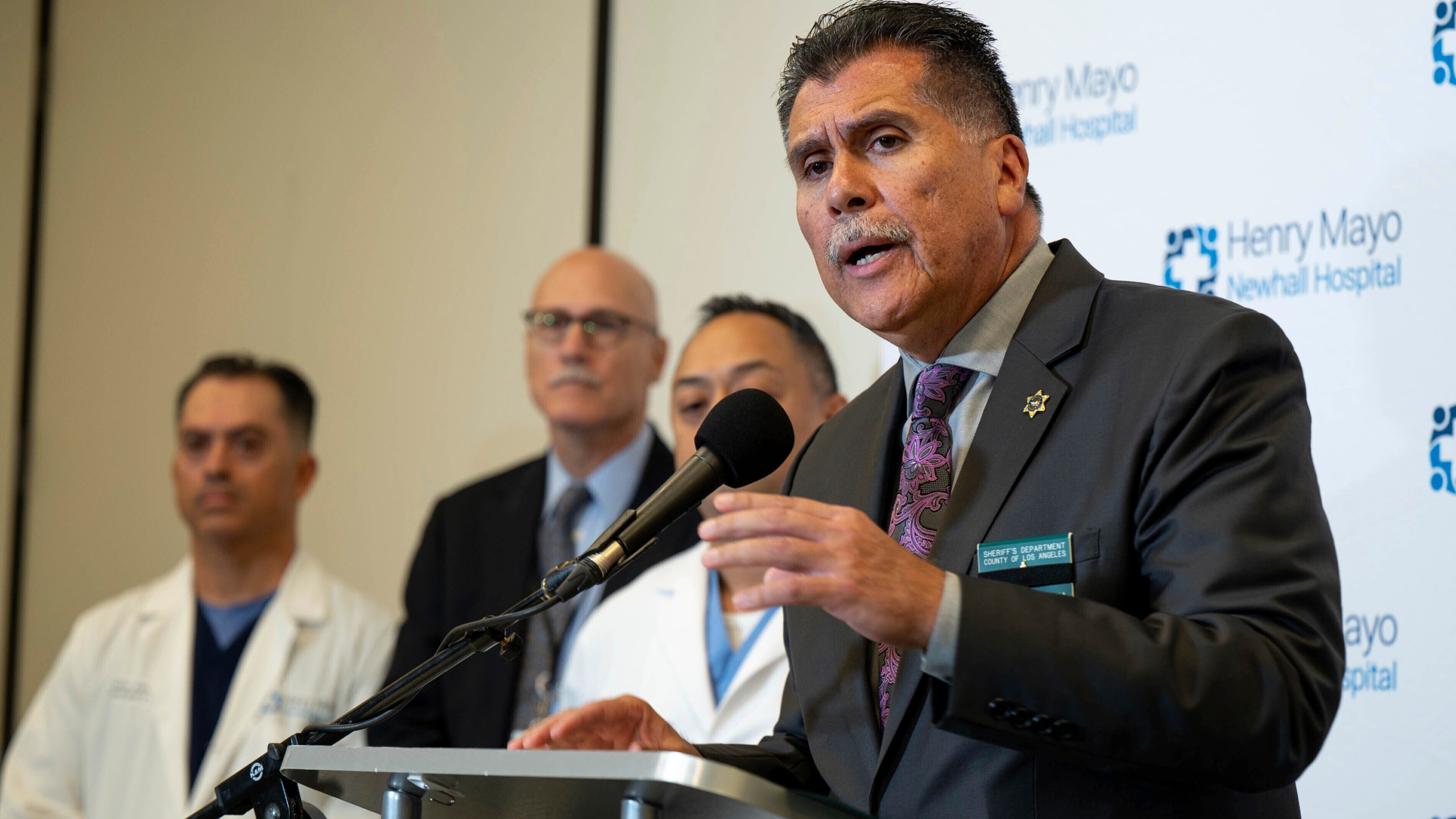 FILE - L.A. County Sheriff Robert Luna addresses the media in Castaic, Calif, Tuesday, Oct. 10, 2023. (David Crane/The Orange County Register via AP, File)
