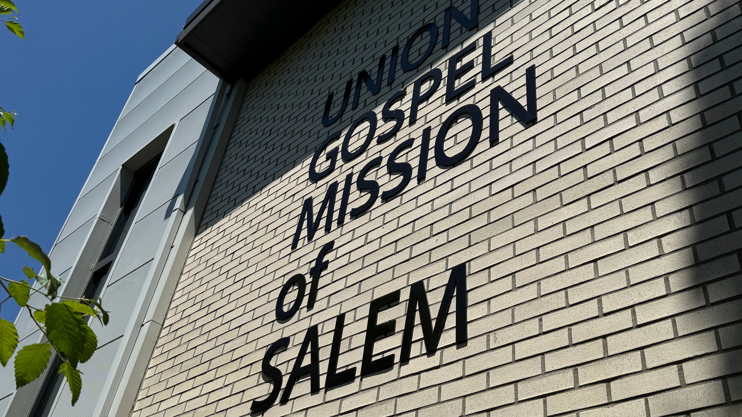 The Union Gospel Mission homeless shelter in Salem, Ore., Monday, June 2, 2025. (AP Photo/Claire Rush)