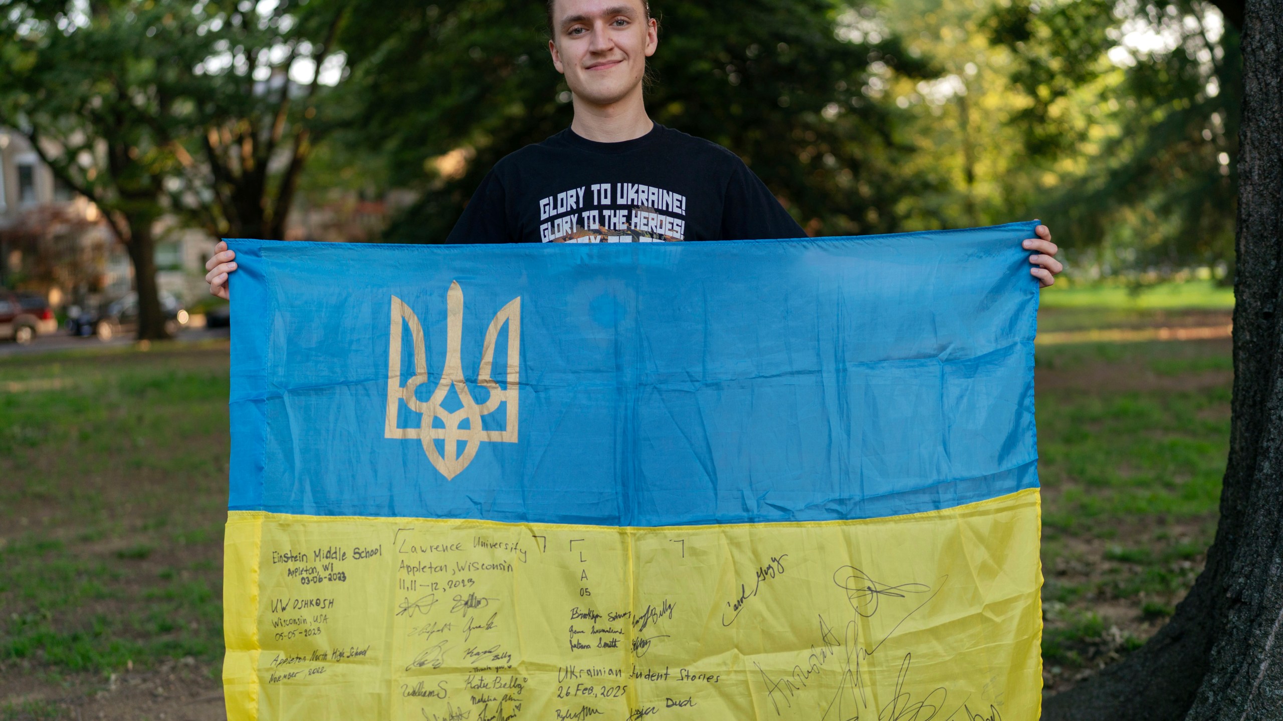 Vladyslav Plyaka poses for a photo at Capitol Hill neighborhood in Washington, Monday, June 2, 2025. (AP Photo/Jose Luis Magana)