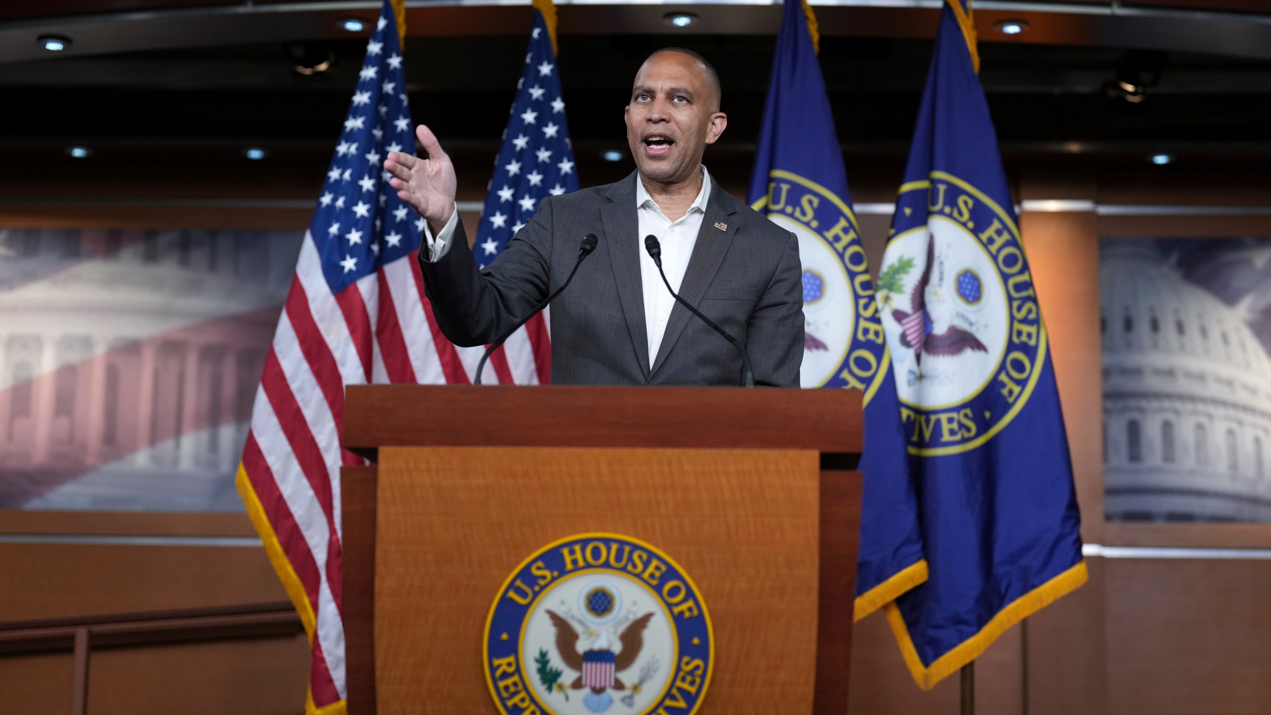 House Minority Leader Hakeem Jeffries, D-N.Y., speaks to reporters about the U.S. bombinb of three sites in Iran, at the Capitol in Washington, Monday, June 23, 2025. (AP Photo/J. Scott Applewhite)