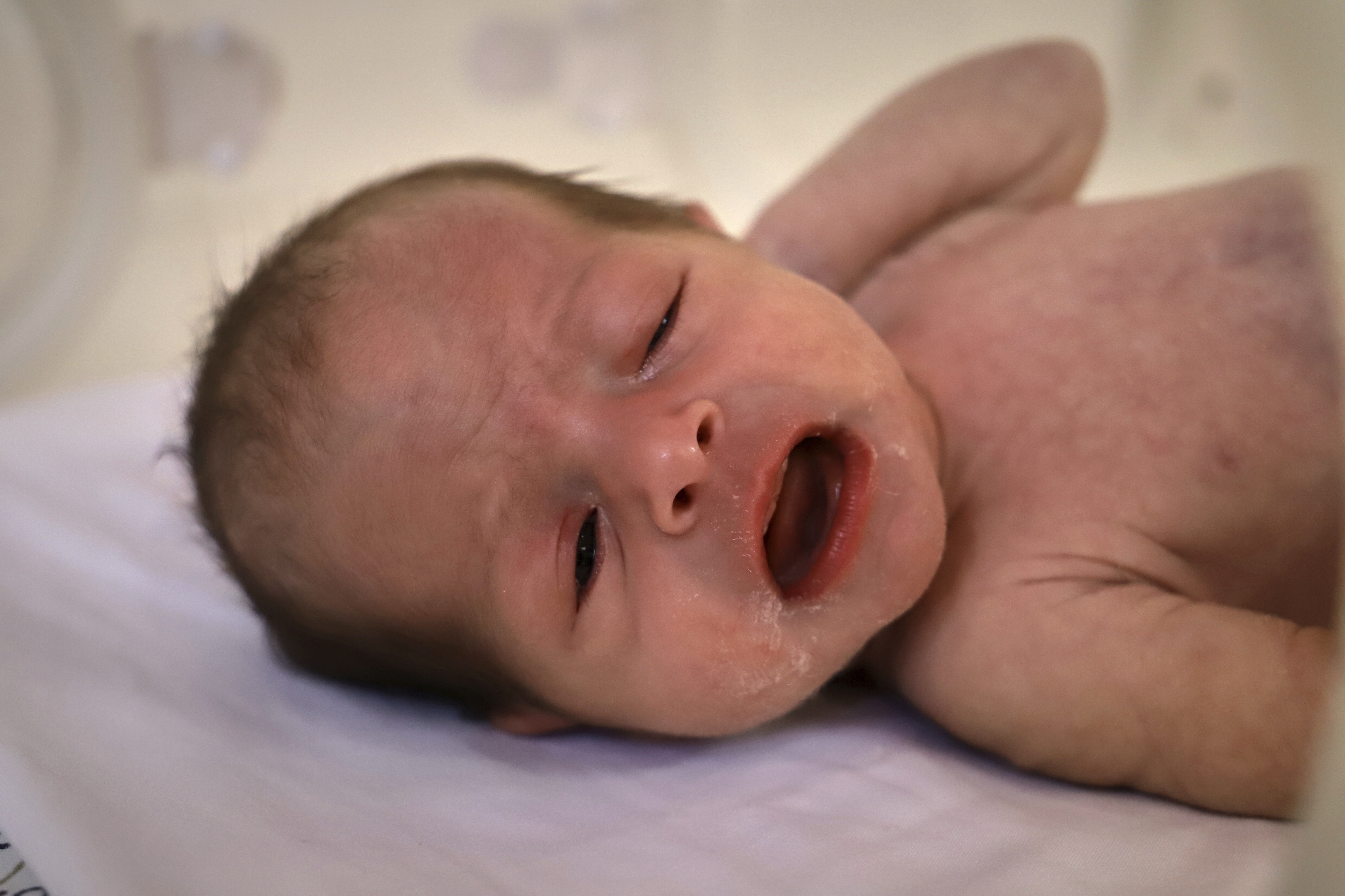 A prematurely born baby lies in an incubator at the neonatal intensive care unit of Nasser Hospital in Khan Younis, southern Gaza Strip, Thursday, June 19, 2025. (AP Photo/Mariam Dagga)