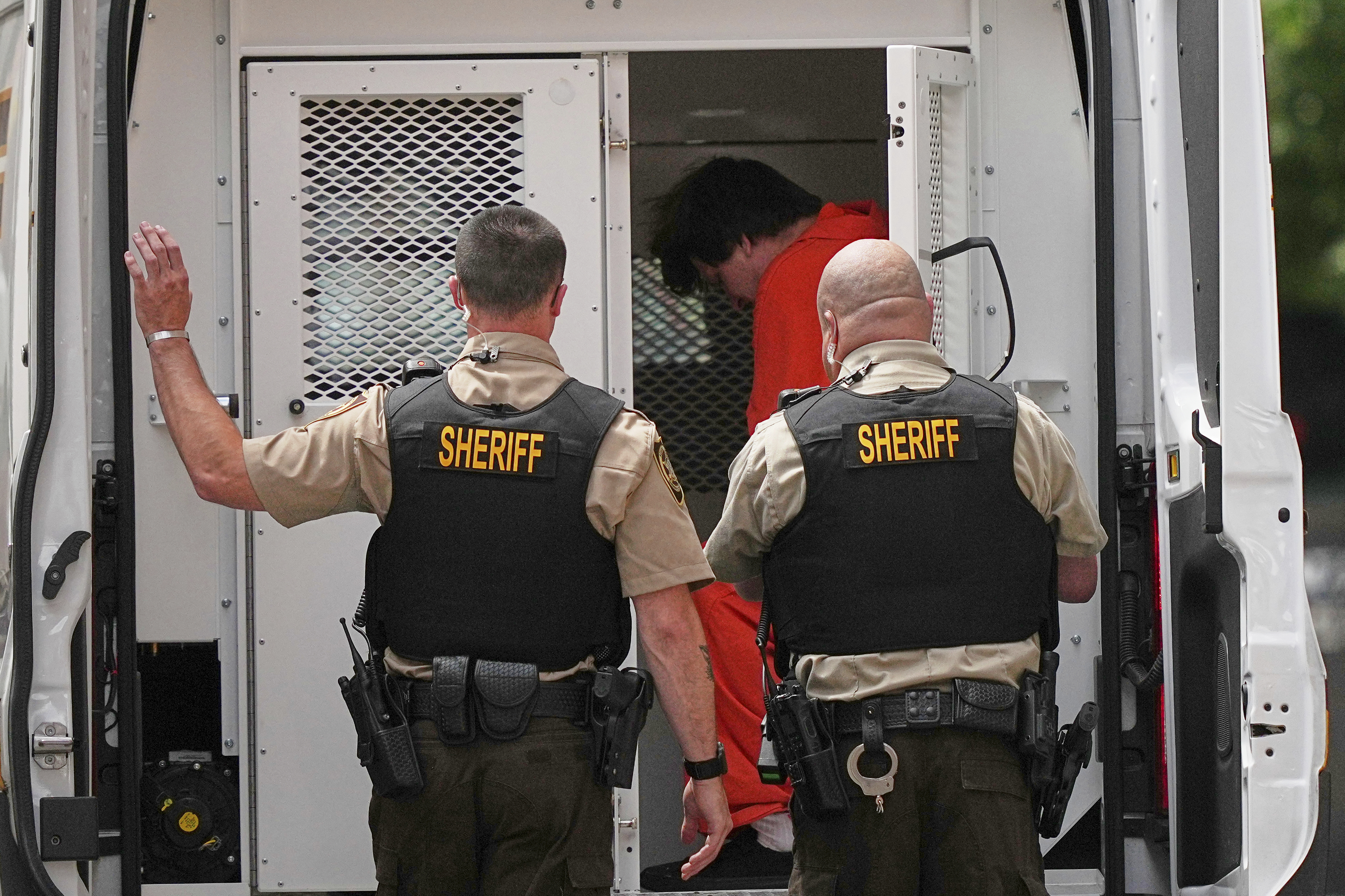 Sexual assault suspect Ian Cleary departs from the Adams County Court House in Gettysburg, Pa., Thursday, July 17, 2025. (AP Photo/Matt Rourke)