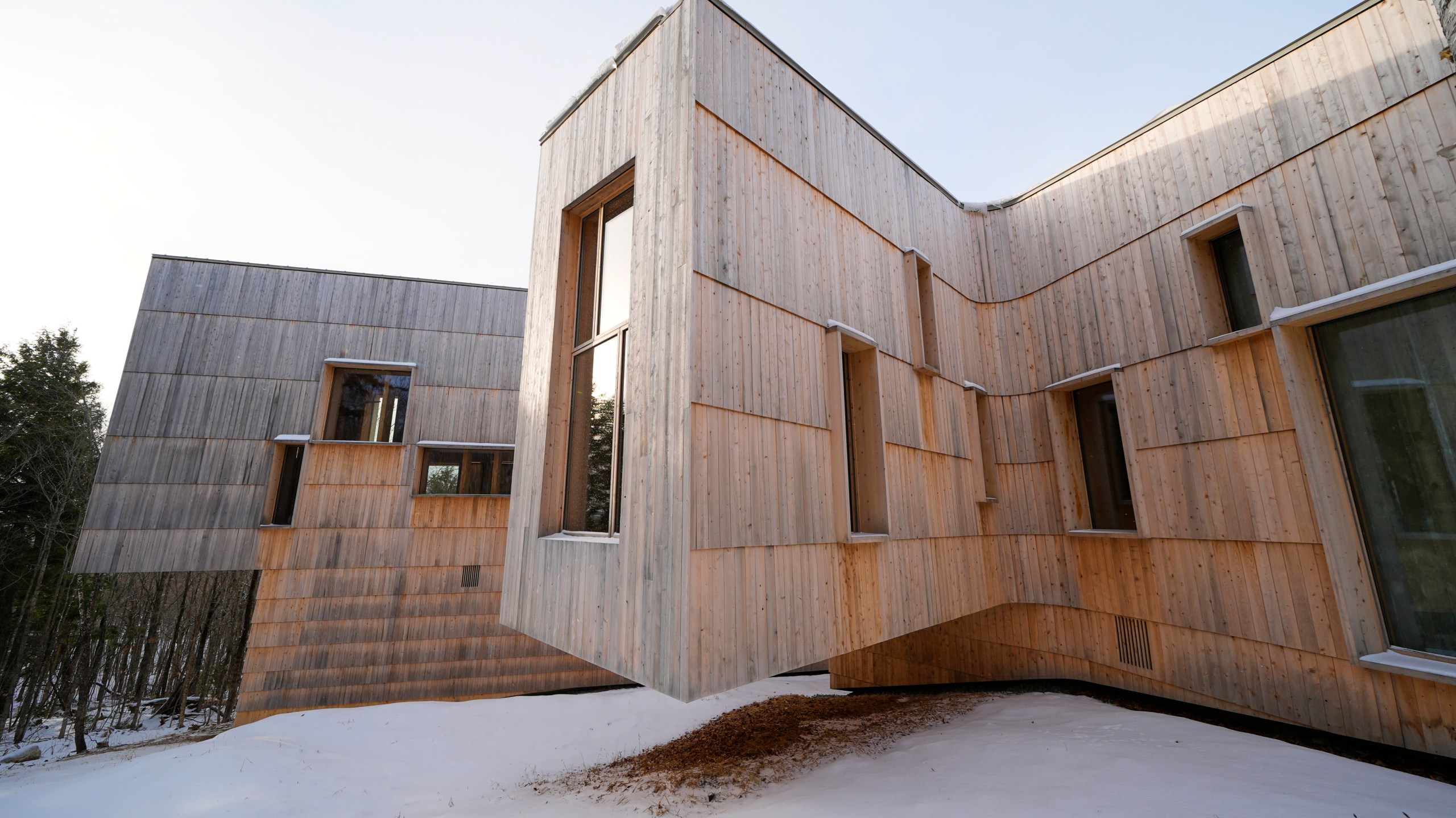The Tekakapimək Contact Station, built by the Elliotsville Foundation with coordination from the Wabanaki Nations, is seen Jan. 7, 2025, at the Katahdin Woods and Waters Monument in northern Maine. (AP Photo/Robert F. Bukaty)