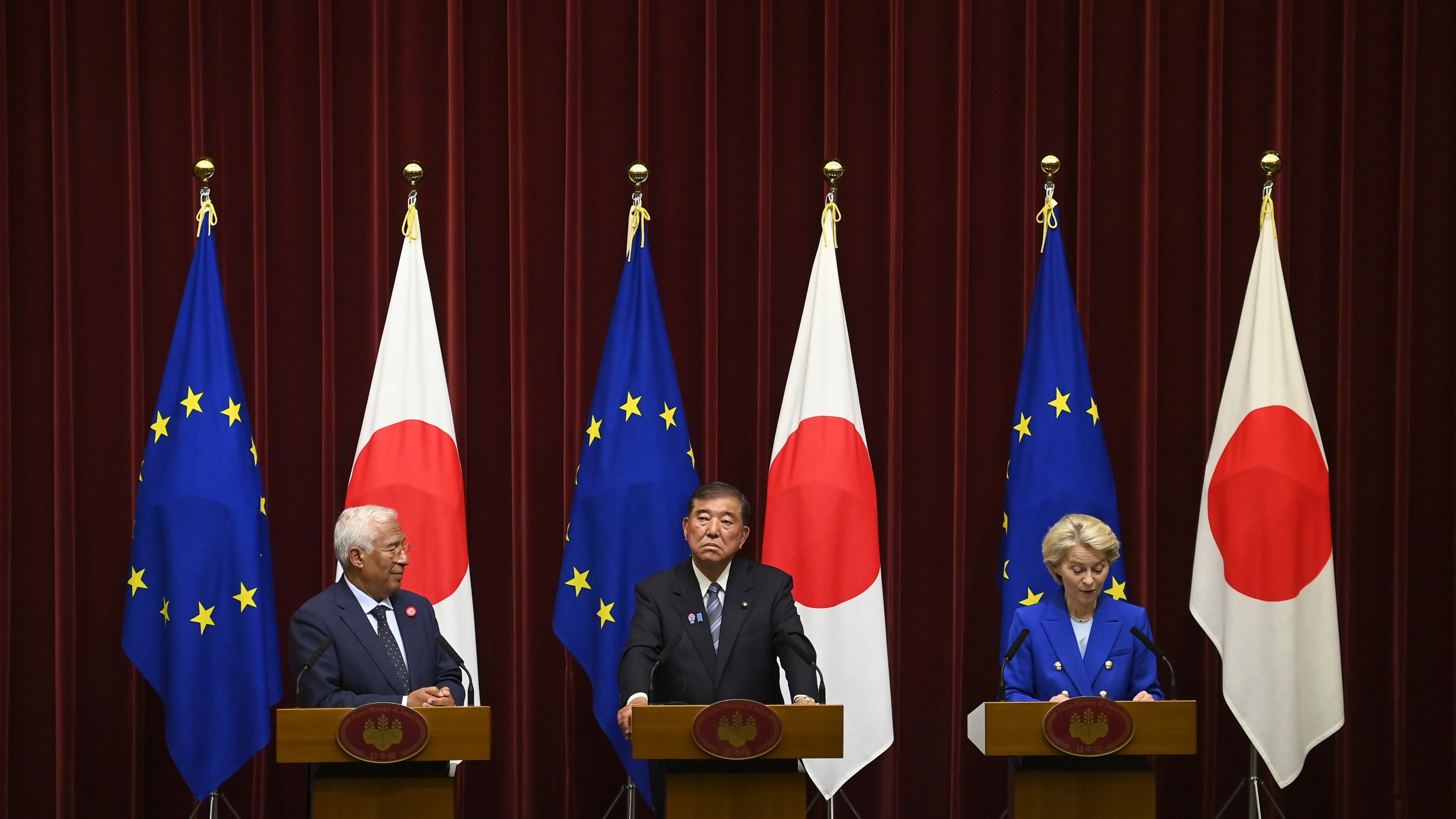 From left: European Council President António Costa, Japanese Prime Minister Shigeru Ishiba and European Commission President Ursula von der Leyen hold a joint news conference after their meeting at Prime Minister Office in Tokyo, Japan, Wednesday, July 23, 2025. (David Mareuil/Pool Photo via AP)