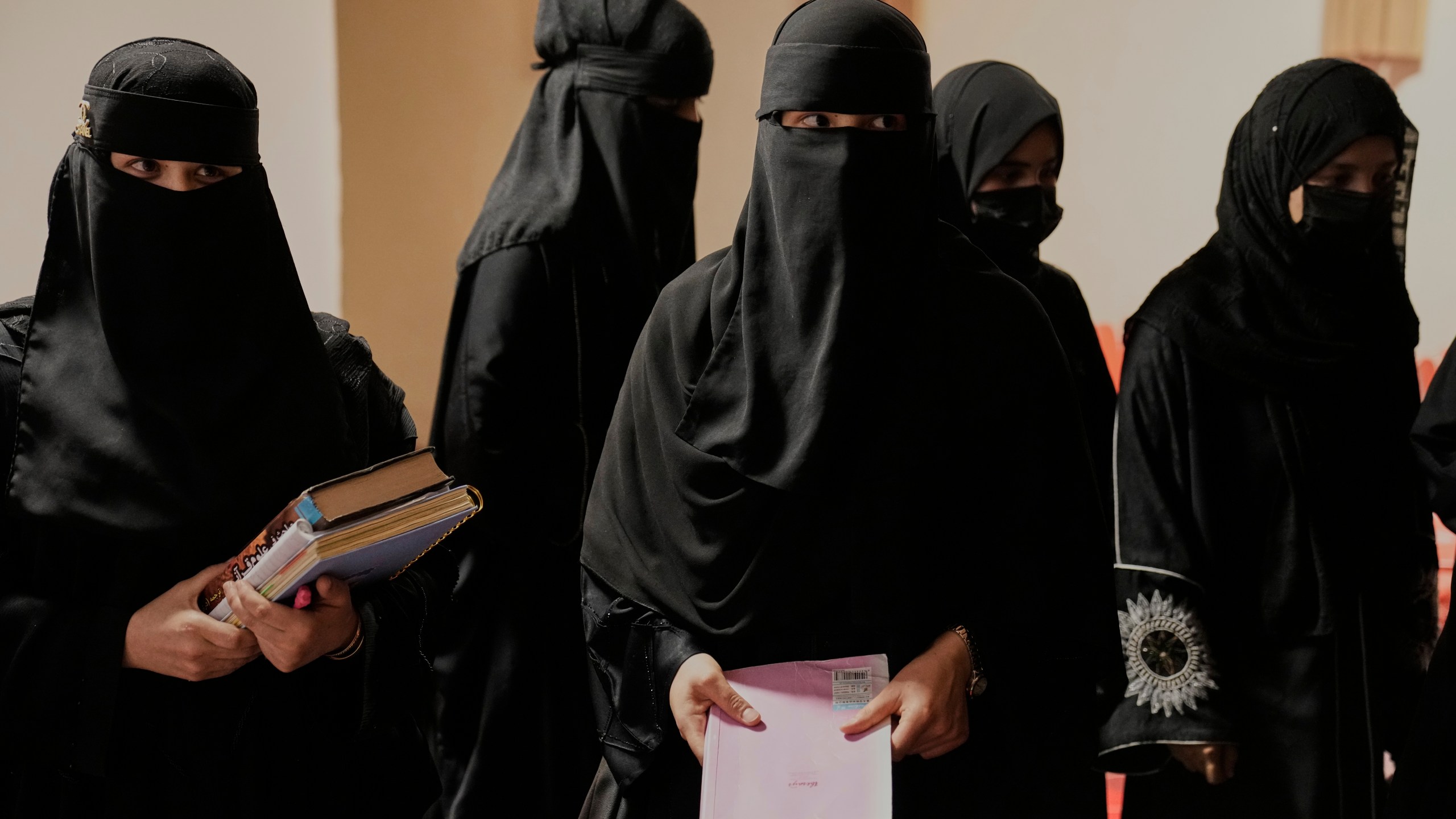 Afghan girls attend a religious studies class at the Tasnim-e-Nusrat religious education center in Kabul, Afghanistan, Wednesday, May 28, 2025. (AP Photo/Ebrahim Noroozi)