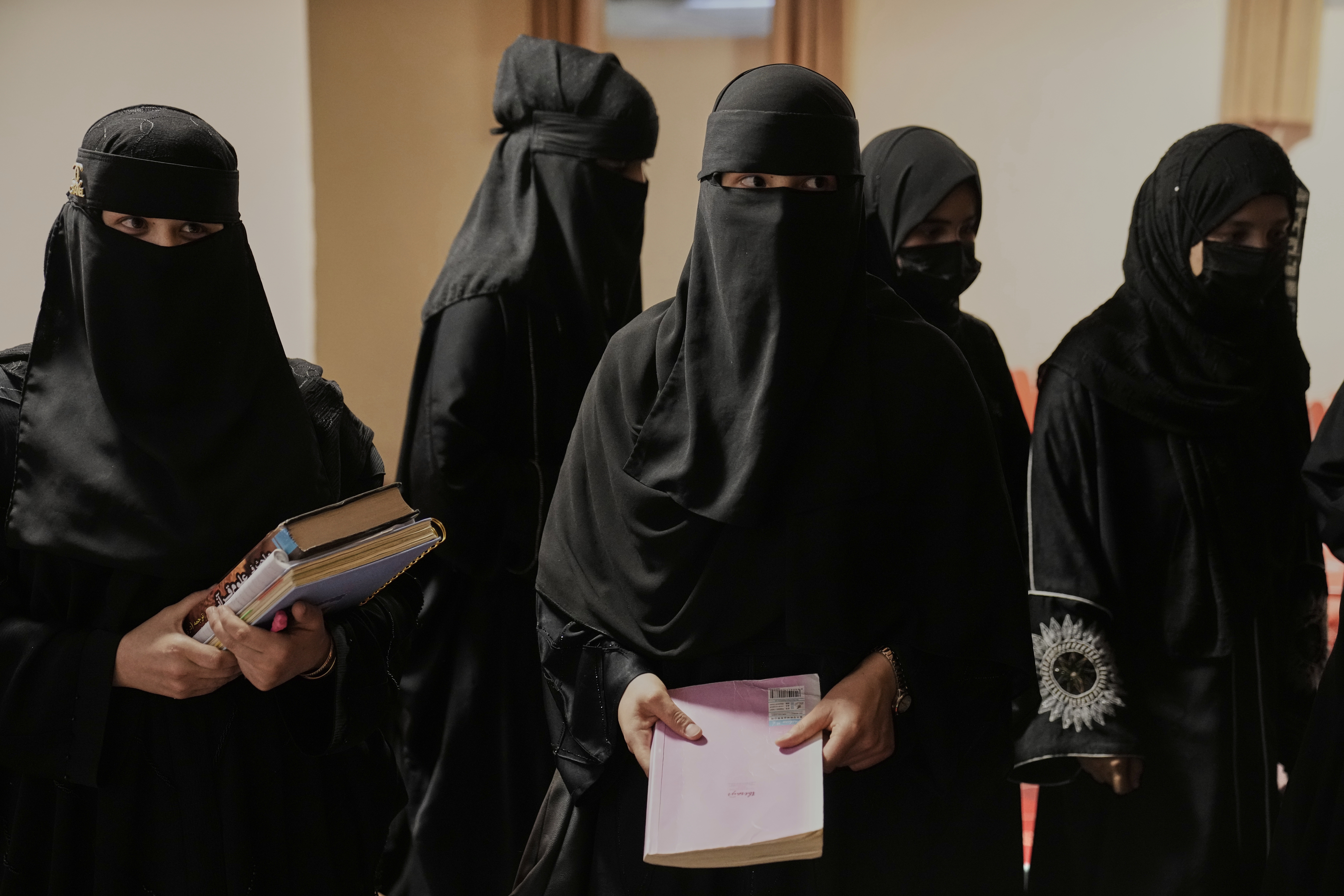 Afghan girls attend a religious studies class at the Tasnim-e-Nusrat religious education center in Kabul, Afghanistan, Wednesday, May 28, 2025. (AP Photo/Ebrahim Noroozi)