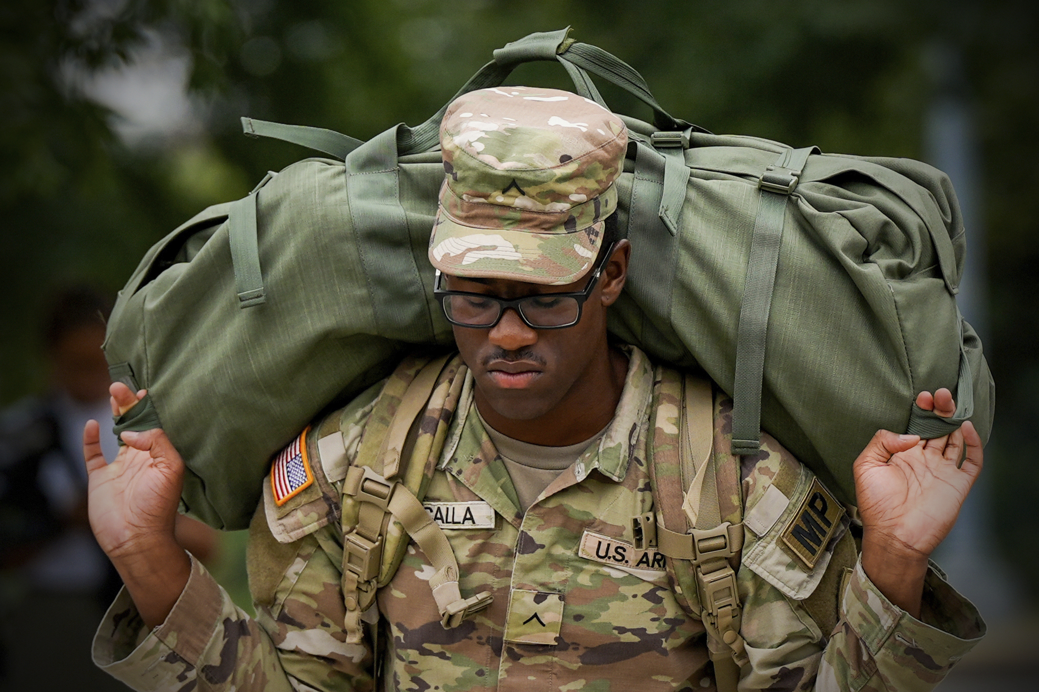 A member of the District of Columbia National Guard arrives at the District of Columbia National Guard Headquarters, Tuesday, Aug. 12, 2025, in Washington. (AP Photo/Julia Demaree Nikhinson)