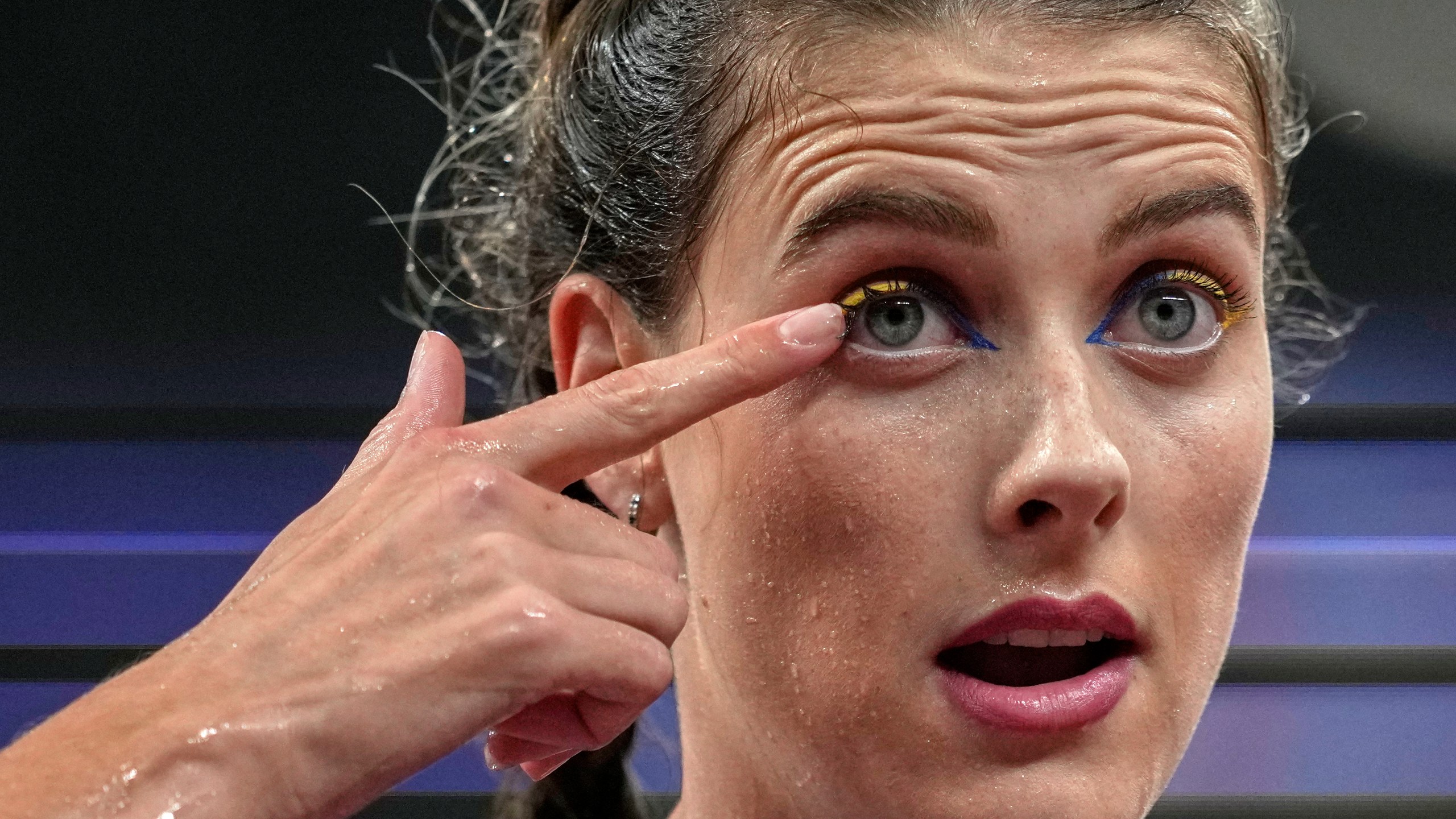 Ukraine's Yaroslava Mahuchikh gestures in the women's high jump final at the World Athletics Championships in Tokyo, Sunday, Sept. 21, 2025. (AP Photo/Louise Delmotte)