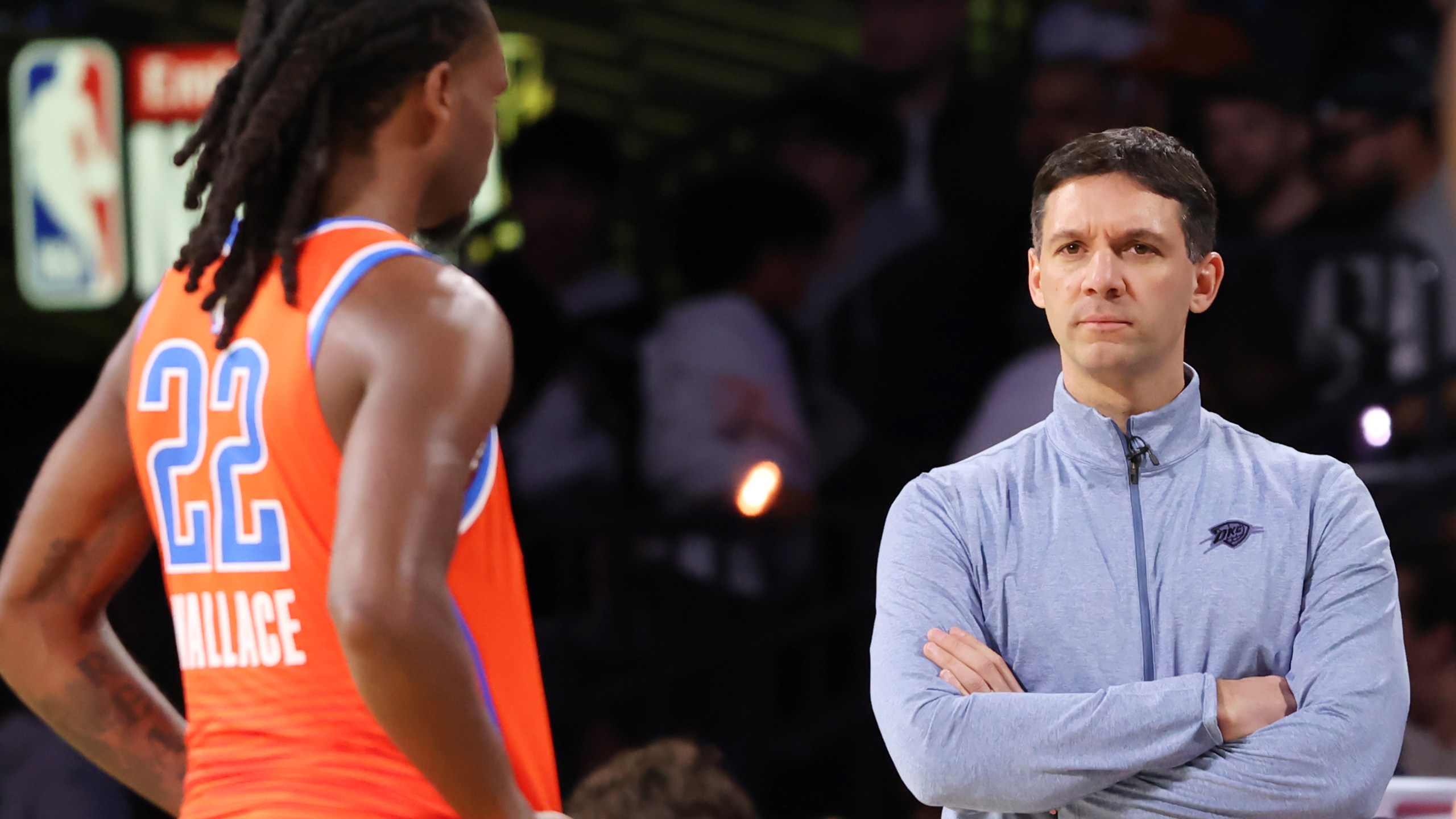Oklahoma City Thunder head coach Mark Daigneault watches the court in the first half of an NBA Cup semifinals basketball game against the San Antonio Spurs, Saturday, Dec. 13, 2025, in Las Vegas. (AP Photo/Ronda Churchill)