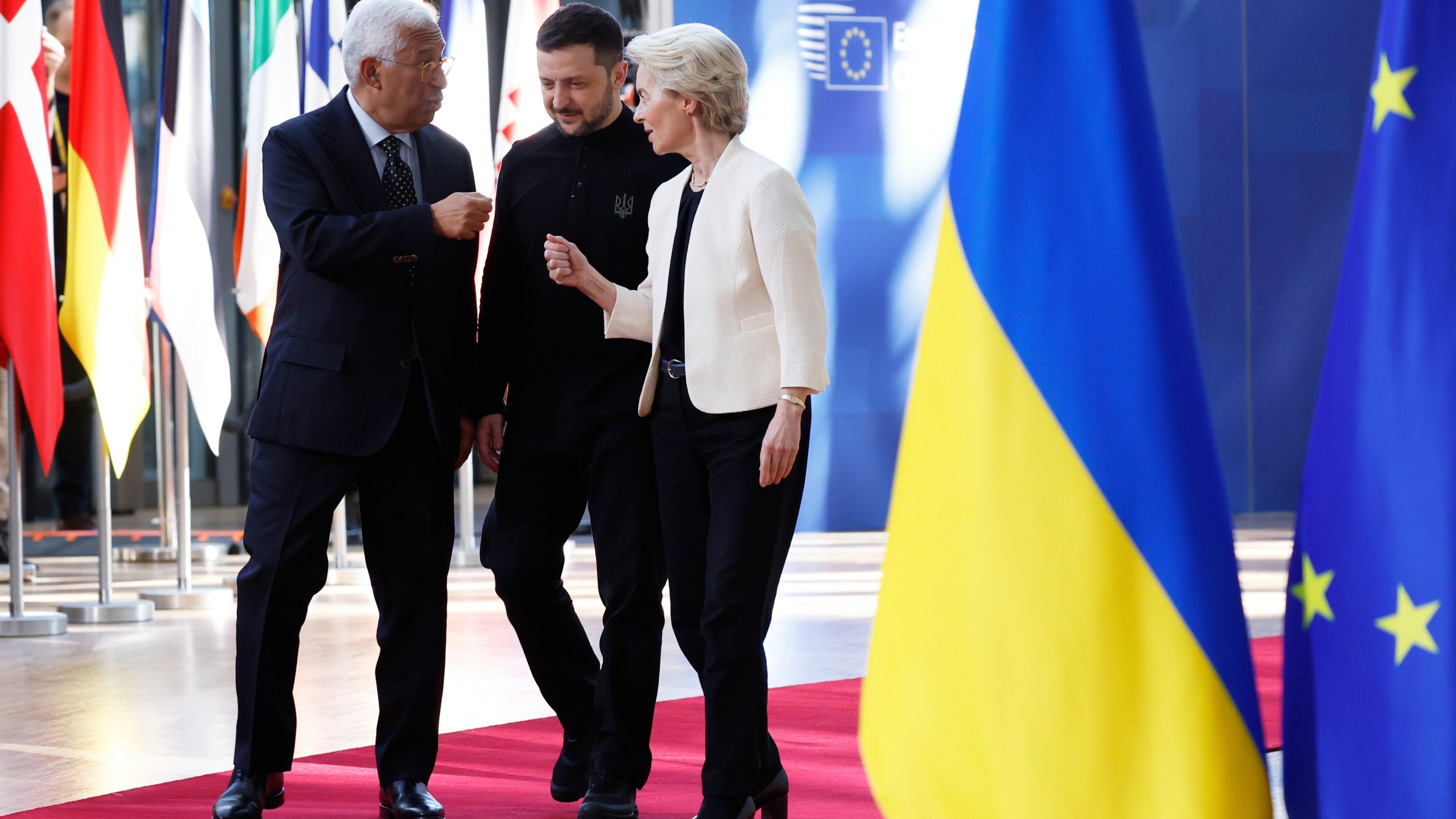 FILE - From left, European Council President Antonio Costa, Ukraine's President Volodymyr Zelenskyy and European Commission President Ursula von der Leyen arrive for an EU Summit at the European Council building in Brussels, March 6, 2025. (AP Photo/Omar Havana, File)